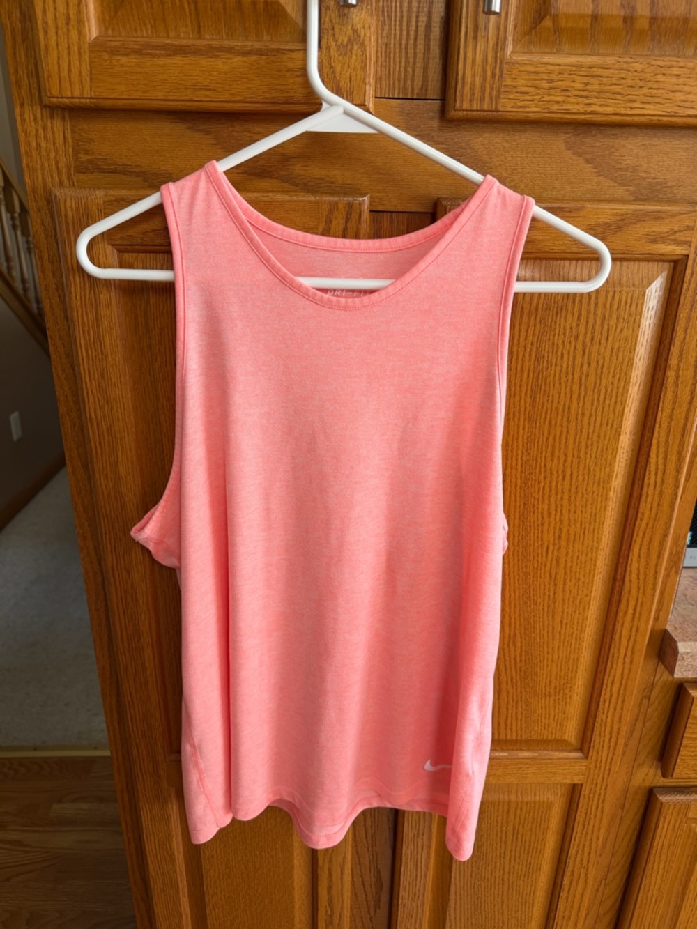 Nike Coral Tank Top - Women's Lightweight Athletic Tee